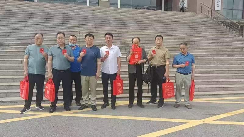 “熱血傳遞愛，奉獻(xiàn)踐初心”—裕農(nóng)公司組織參與無(wú)償獻(xiàn)血活動(dòng)