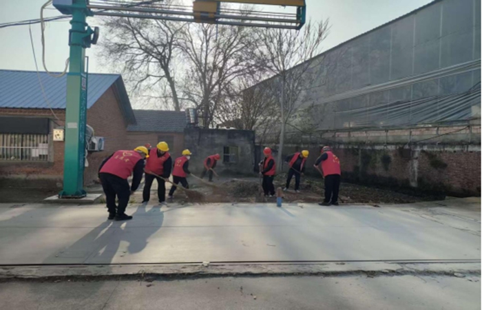 中共淮南淮糧裕農(nóng)糧食購銷有限公司 支部委員會開展義務(wù)勞動(dòng)“主題黨日”活動(dòng)